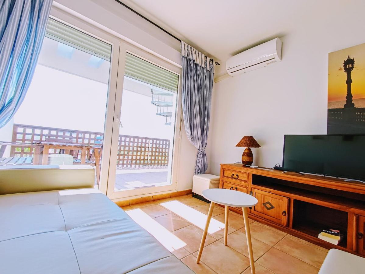 Apartamento Levante コニル・デ・ラ・フロンテラ エクステリア 写真